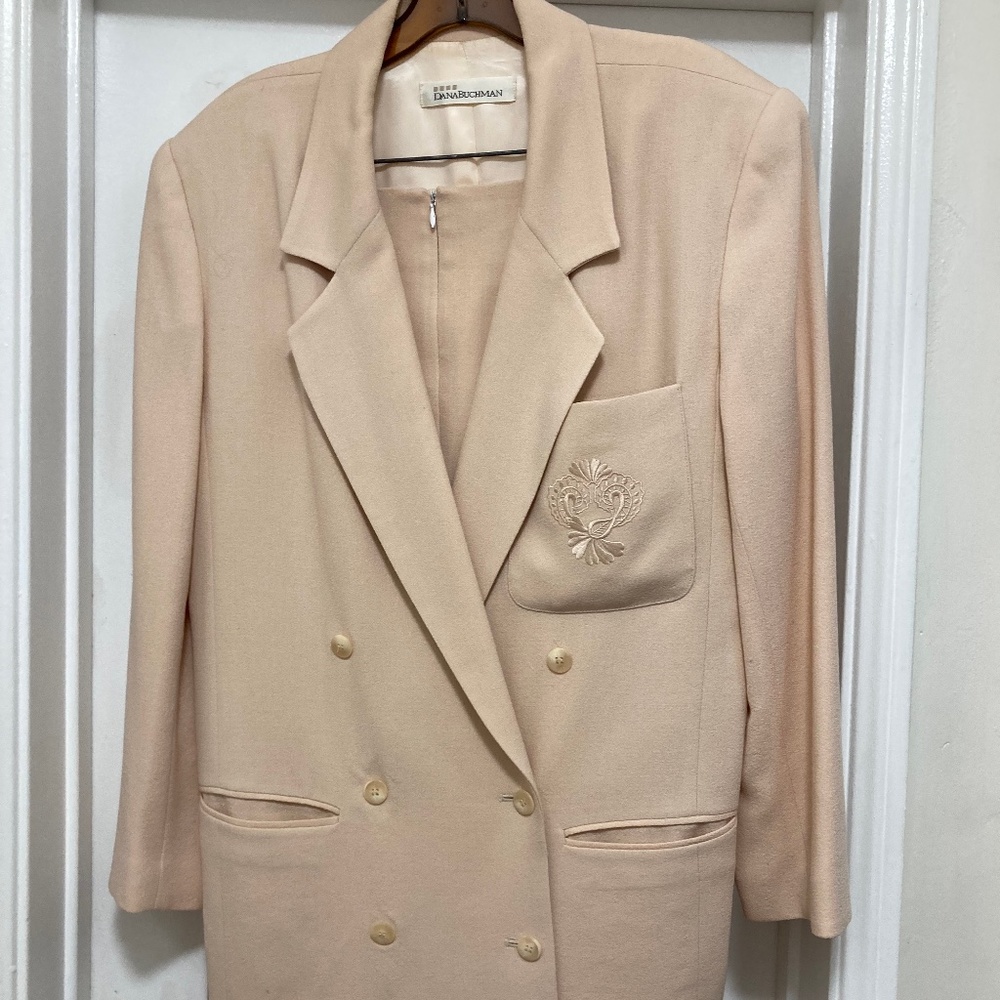 WOOL SUIT